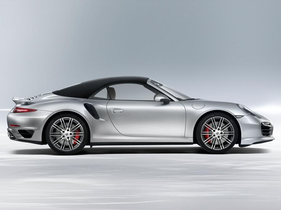 Porsche 911 Turbo Cabriolet 2013 года  (фото 4 из 12)
